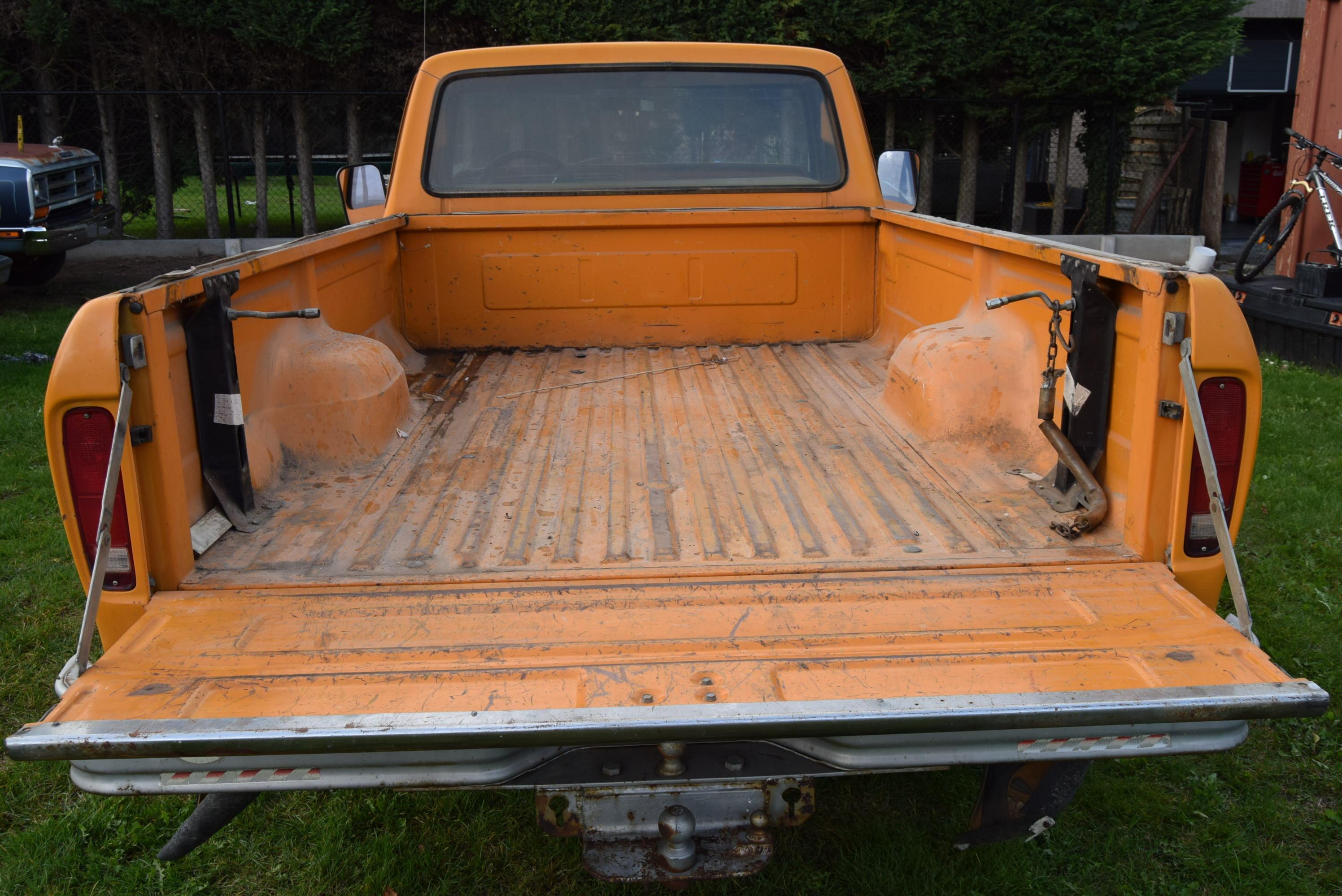 Ford F-150 6.4L V8 390CID