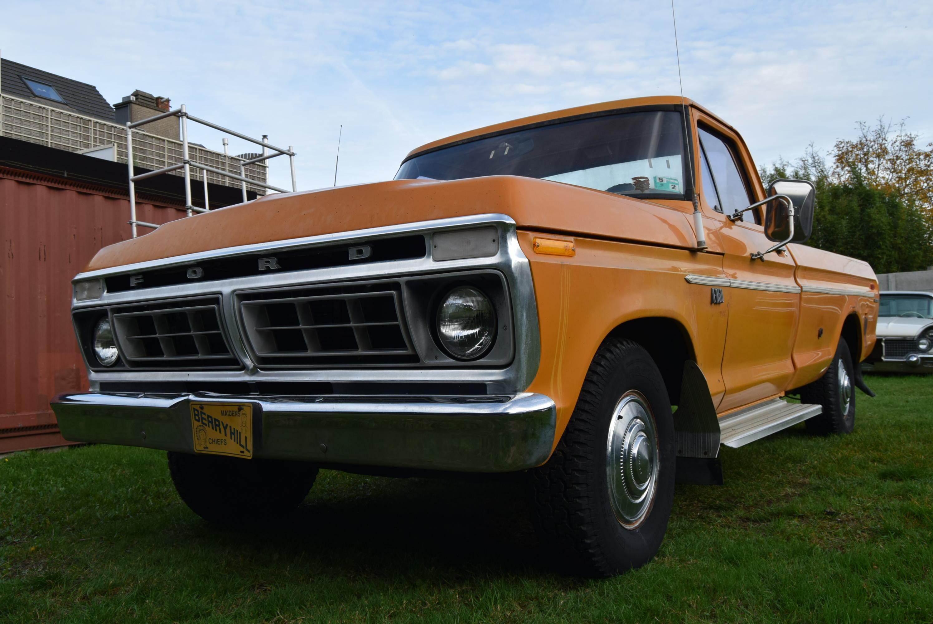 Ford F-150 6.4L V8 390CID