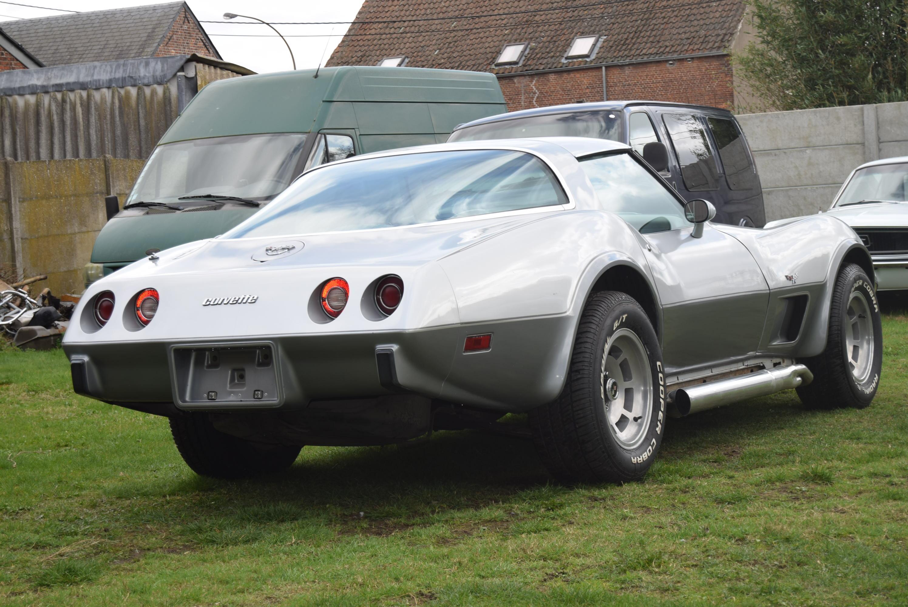 Chevrolet Corvette 5.7L V8 350CU