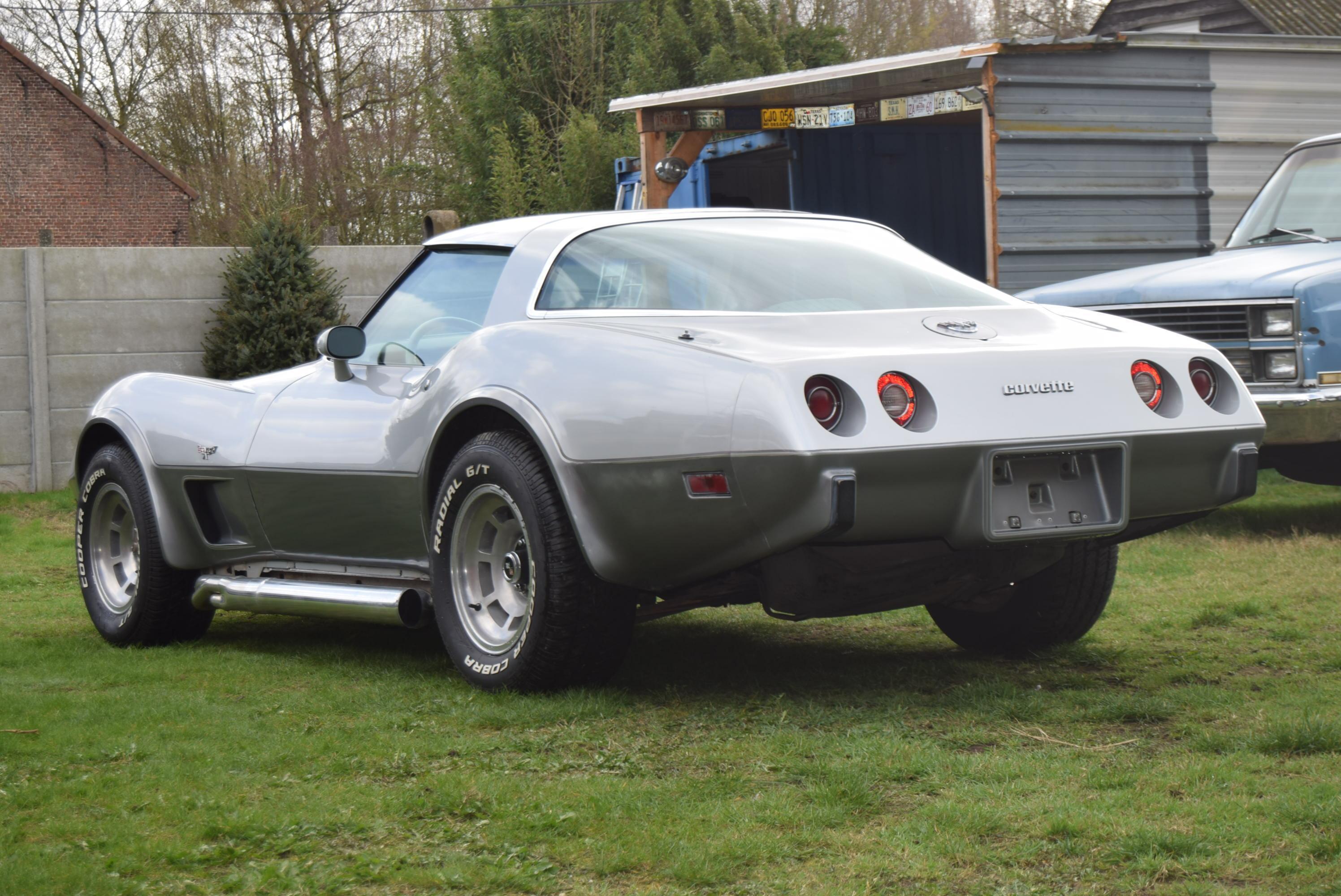 Chevrolet Corvette 5.7L V8 350CU