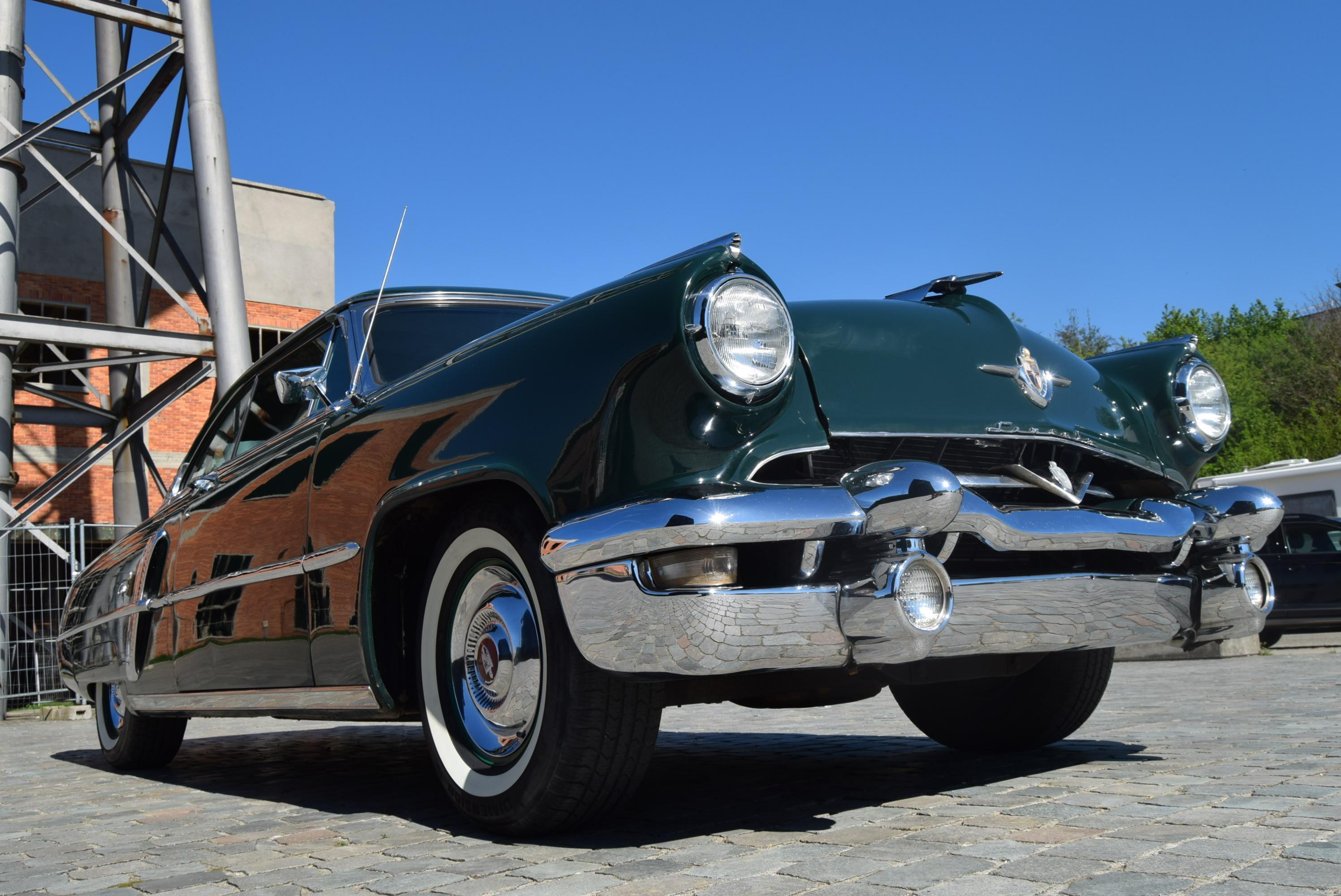 Lincoln Capri 5.2L V8 Automatic