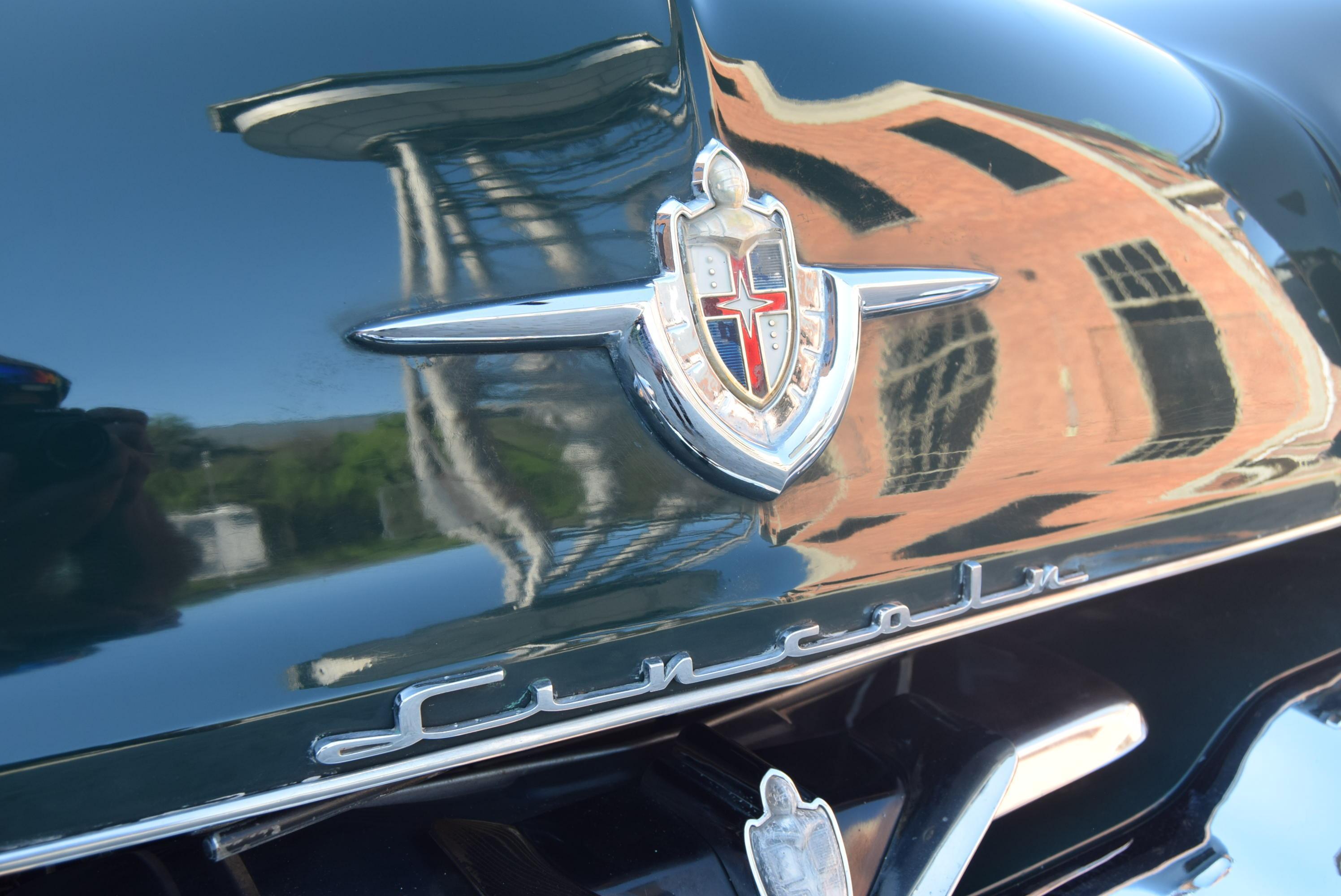 Lincoln Capri 5.2L V8 Automatic