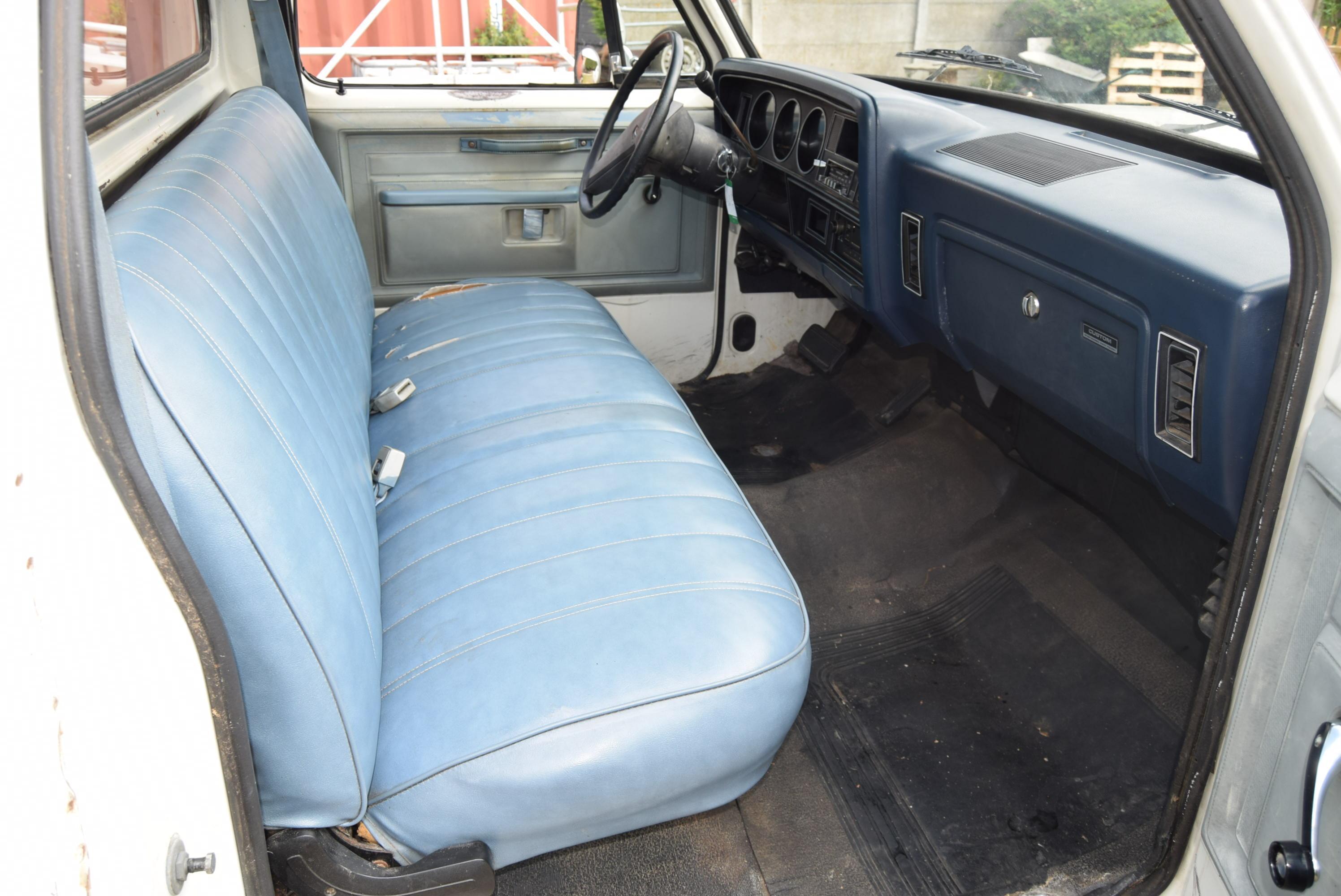 Dodge Ram 5.9L V8 360CID 