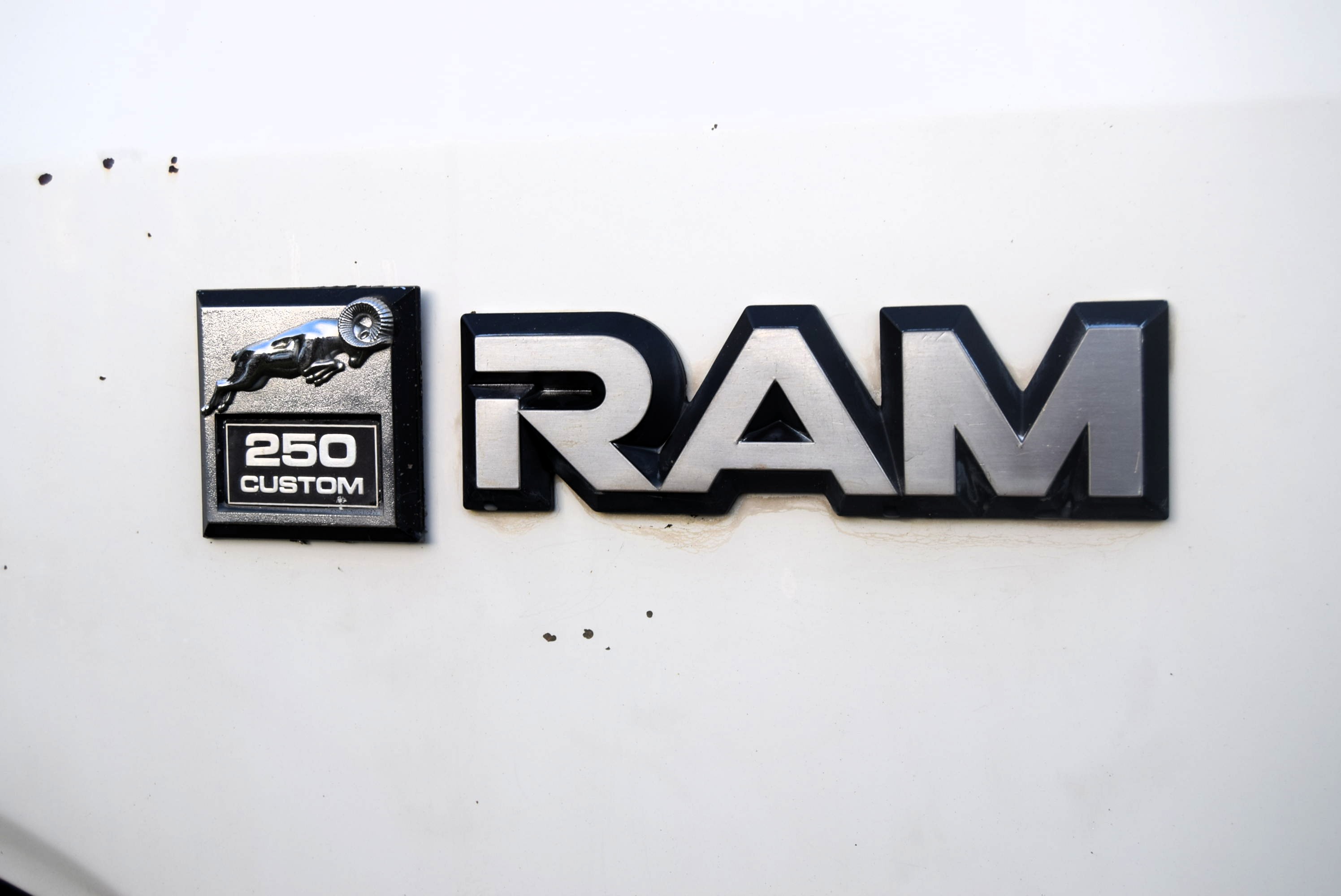 Dodge Ram 5.9L V8 360CID 